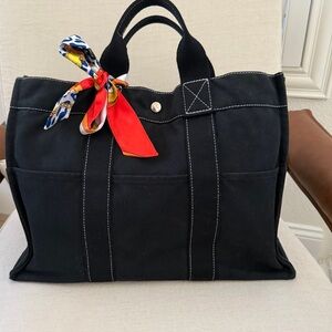 Hermes
HERMES Deauville MM Tote Bag
Canvas Black
